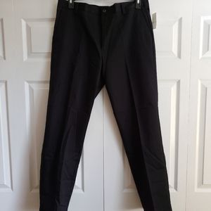 Izod American Chino Straight Smooth Touch Men Pant